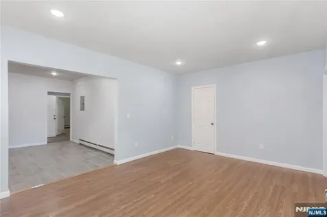 226 Clinton Street East Orange NJ 07017