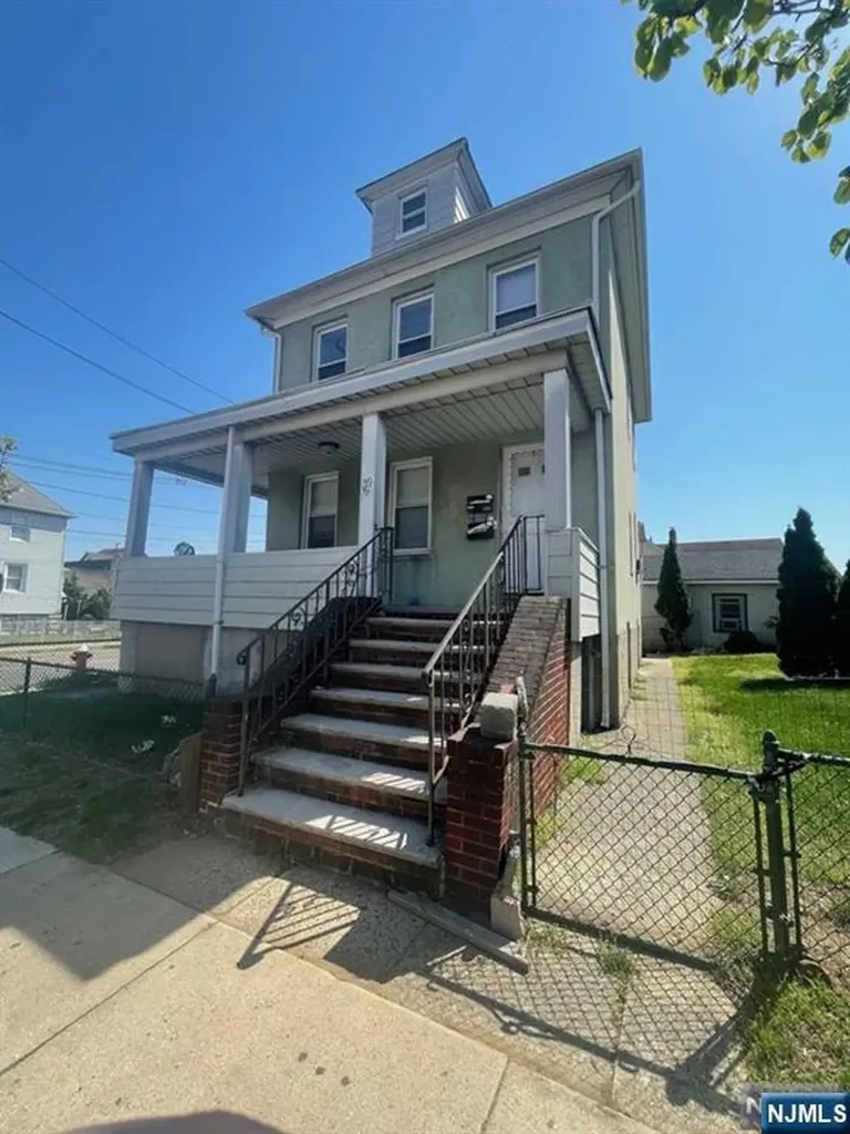 39 Lodi Street Hackensack NJ 07601