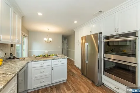 5 Robin Hill Road North Caldwell NJ 07006