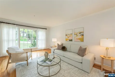 5 Robin Hill Road North Caldwell NJ 07006