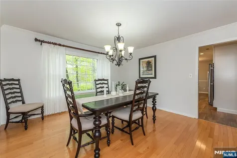 5 Robin Hill Road North Caldwell NJ 07006