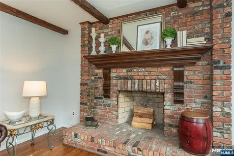 5 Robin Hill Road North Caldwell NJ 07006