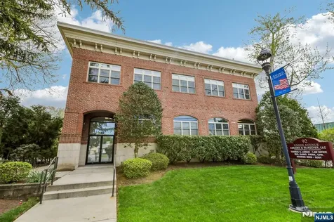 92 Union Avenue Cresskill NJ 07626