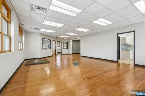 92 Union Avenue Cresskill NJ 07626