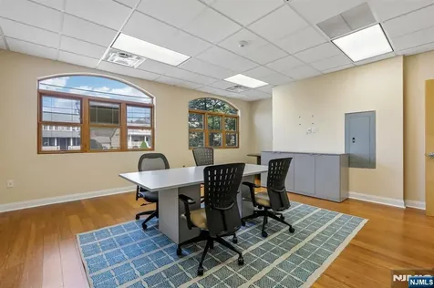 92 Union Avenue Cresskill NJ 07626