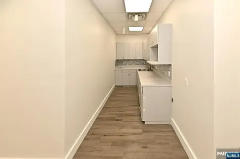 210 Newman Street Hackensack NJ 07601