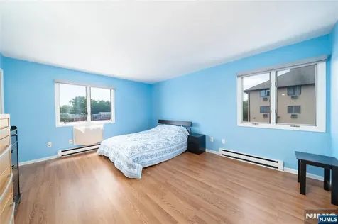 651 Riverside Avenue Lyndhurst NJ 07071