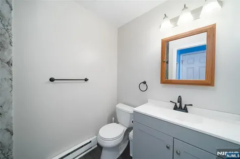 651 Riverside Avenue Lyndhurst NJ 07071