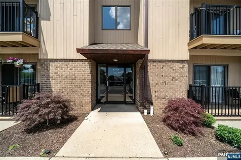 651 Riverside Avenue Lyndhurst NJ 07071