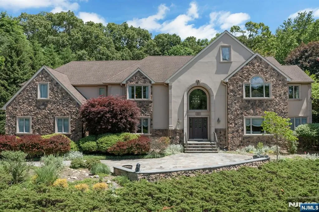 309 Skyridge Road Franklin Lakes NJ 07417