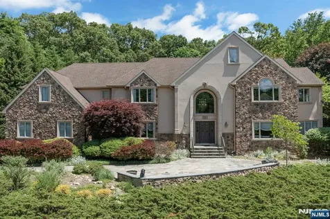 309 Skyridge Road Franklin Lakes NJ 07417