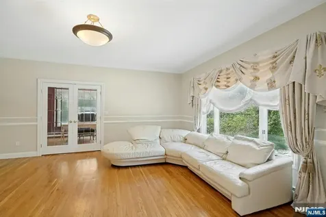 309 Skyridge Road Franklin Lakes NJ 07417