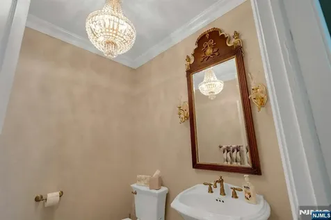 309 Skyridge Road Franklin Lakes NJ 07417