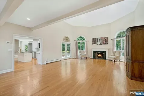 309 Skyridge Road Franklin Lakes NJ 07417
