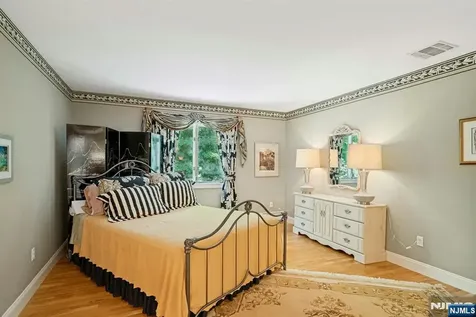 309 Skyridge Road Franklin Lakes NJ 07417