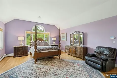 309 Skyridge Road Franklin Lakes NJ 07417