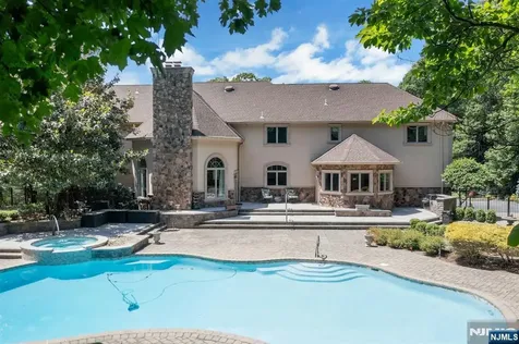 309 Skyridge Road Franklin Lakes NJ 07417