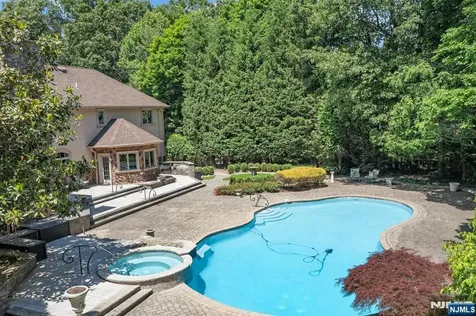 309 Skyridge Road Franklin Lakes NJ 07417