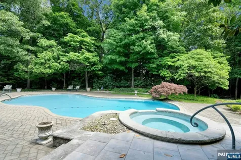 309 Skyridge Road Franklin Lakes NJ 07417