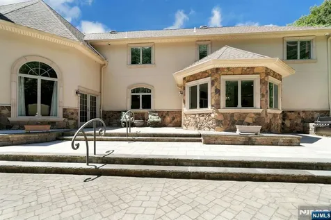 309 Skyridge Road Franklin Lakes NJ 07417