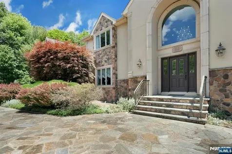 309 Skyridge Road Franklin Lakes NJ 07417