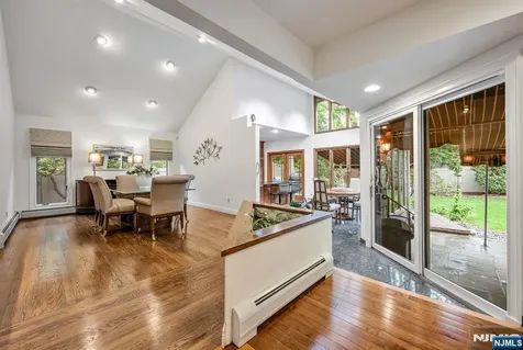 31 Sherwood Drive Hillsdale NJ 07642
