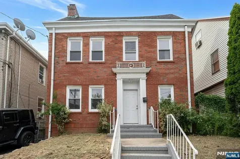 513 Sandford Newark NJ 07106