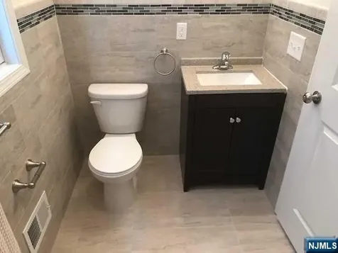 426 Jersey Street Harrison NJ 07029