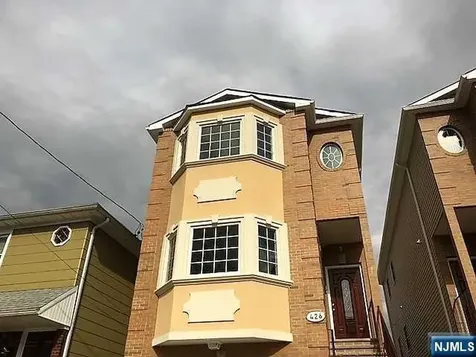 426 Jersey Street Harrison NJ 07029