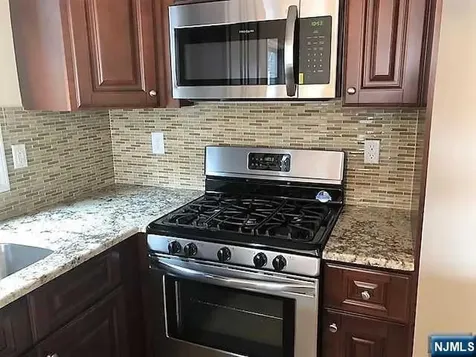 426 Jersey Street Harrison NJ 07029
