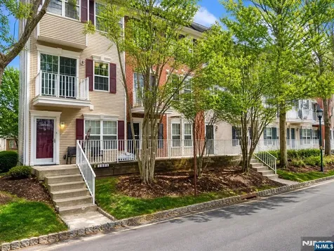 2009 Beatrice Court Mahwah NJ 07430