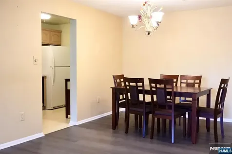 2009 Beatrice Court Mahwah NJ 07430