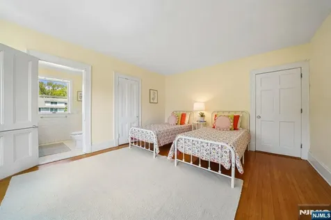 215 Inwood Avenue Montclair NJ 07043