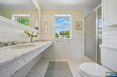 215 Inwood Avenue Montclair NJ 07043