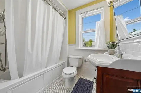 215 Inwood Avenue Montclair NJ 07043