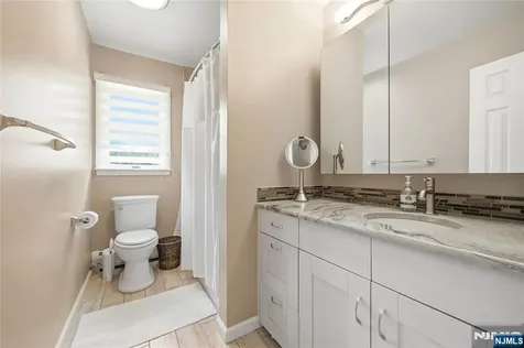 4 Ackerman Street Waldwick NJ 07463