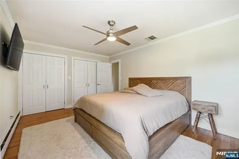 4 Ackerman Street Waldwick NJ 07463