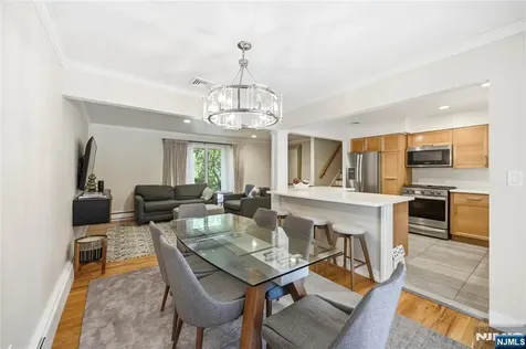 4 Ackerman Street Waldwick NJ 07463