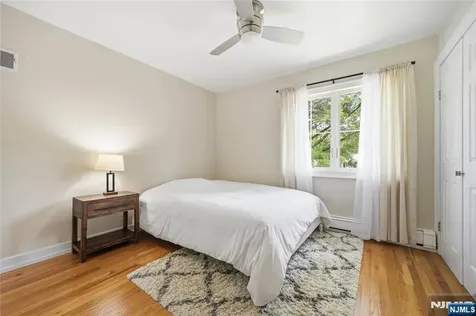 4 Ackerman Street Waldwick NJ 07463