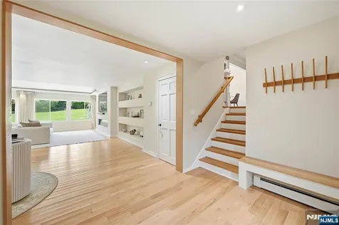 4 Ackerman Street Waldwick NJ 07463