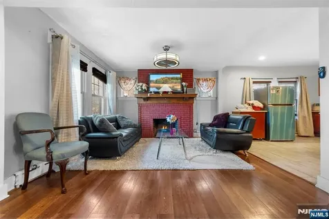 130 Renner Avenue Newark NJ 07112