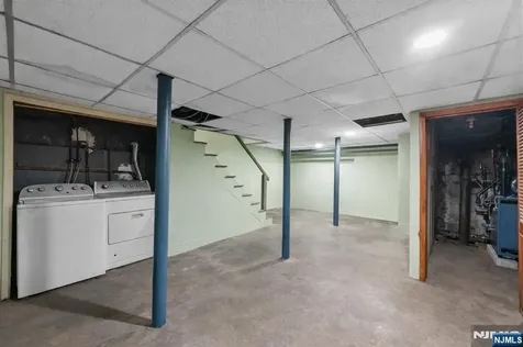 130 Renner Avenue Newark NJ 07112