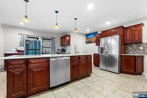 130 Renner Avenue Newark NJ 07112