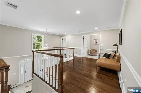327 Woodside Avenue Franklin Lakes NJ 07417