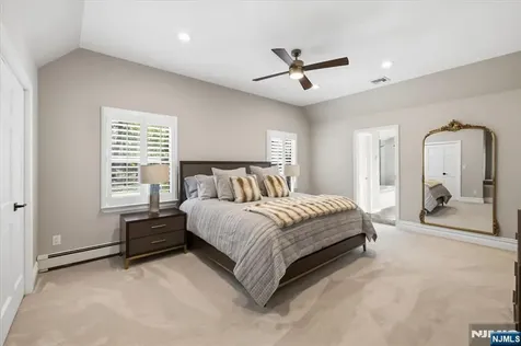 327 Woodside Avenue Franklin Lakes NJ 07417