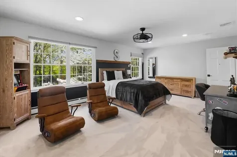 327 Woodside Avenue Franklin Lakes NJ 07417