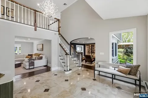 327 Woodside Avenue Franklin Lakes NJ 07417