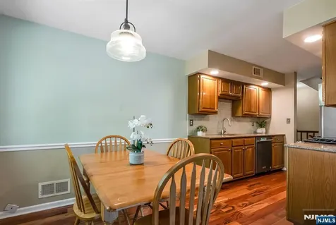 3202 Stowe Lane Mahwah NJ 07430