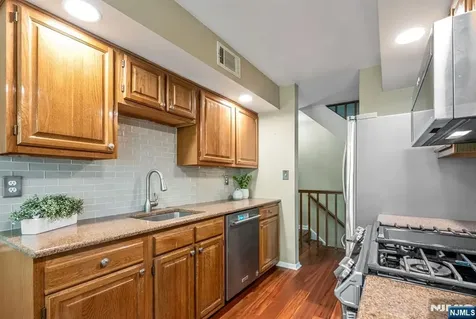 3202 Stowe Lane Mahwah NJ 07430