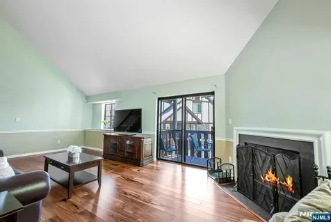 3202 Stowe Lane Mahwah NJ 07430